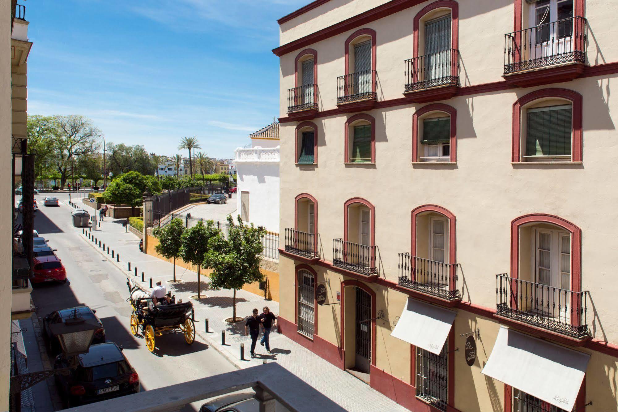 Maestranza Boutique Apartment Seville Exterior photo